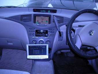 2003 Toyota Prius Photos