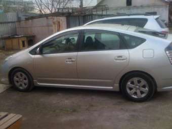 2003 Toyota Prius Pictures