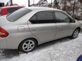 2003 Toyota Prius Photos