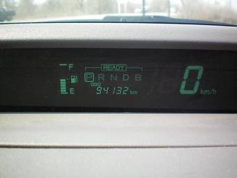 2003 Toyota Prius Photos