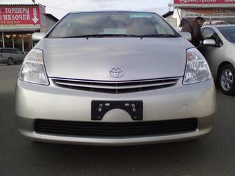 2003 Toyota Prius Photos