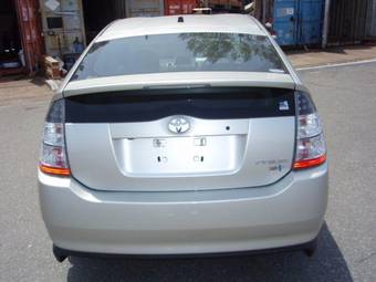 2003 Toyota Prius Photos