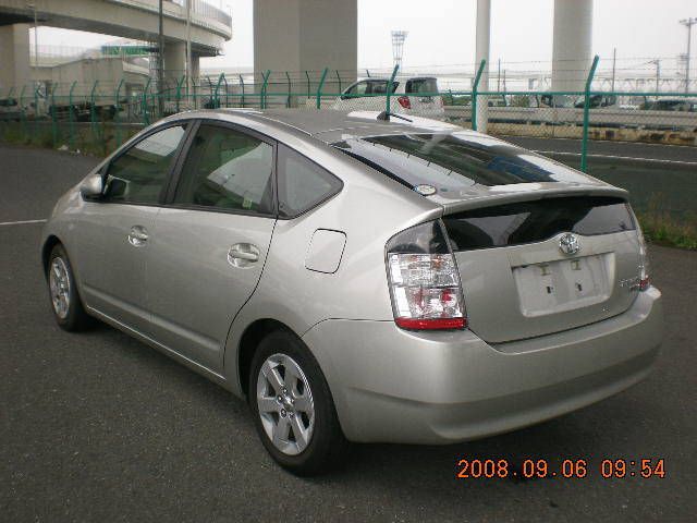 2004 Toyota Prius