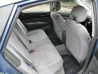 2004 Toyota Prius Images
