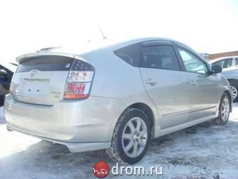 2004 Toyota Prius Pictures