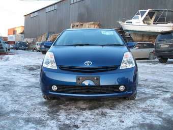 2004 Toyota Prius Pictures