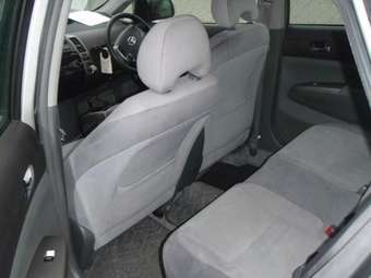 2004 Toyota Prius Pics