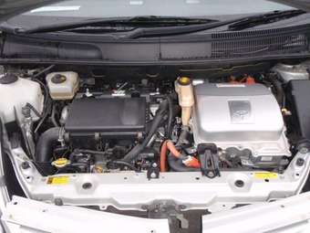 2004 Toyota Prius Pictures