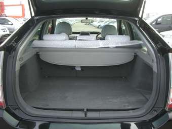 2004 Toyota Prius Pictures