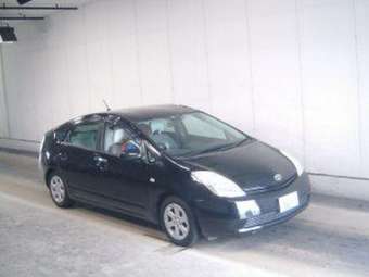 2004 Toyota Prius Photos