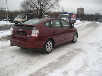 2004 Toyota Prius Photos