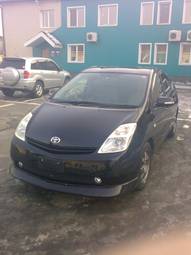 2004 Toyota Prius Pictures