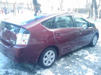 2004 Toyota Prius Pictures