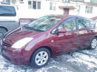 2004 Toyota Prius Pictures