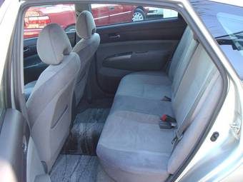 2004 Toyota Prius Pictures