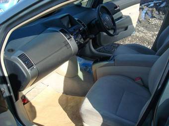 2004 Toyota Prius Pictures