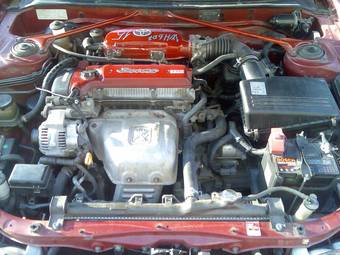 2004 Toyota Prius Pictures