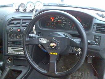 2004 Toyota Prius Pictures