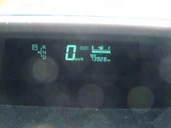 2004 Toyota Prius Photos
