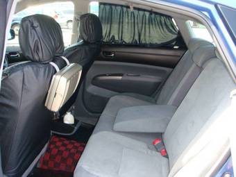 2004 Toyota Prius Pictures