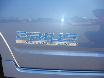 2004 Toyota Prius Pictures