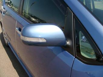 2004 Toyota Prius Images