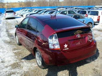 2004 Toyota Prius Photos