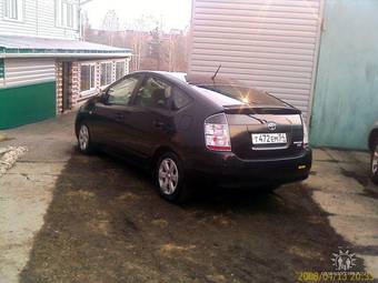 2004 Toyota Prius Photos