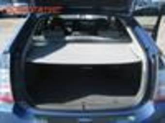 2004 Toyota Prius Pictures