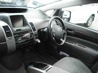 2004 Toyota Prius Photos