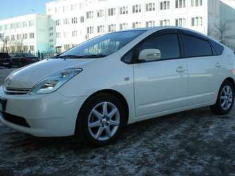 2005 Toyota Prius Pictures