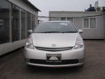2005 Toyota Prius Pics