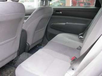 2005 Toyota Prius Photos