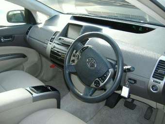 2005 Toyota Prius Pictures