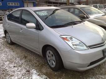 2005 Toyota Prius Pictures