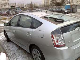 2005 Toyota Prius Photos