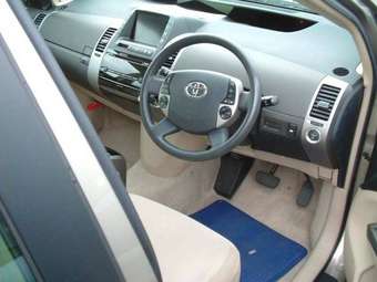 2005 Toyota Prius Pictures