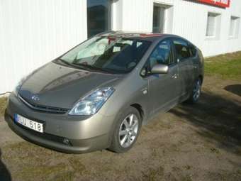 2005 Toyota Prius Wallpapers