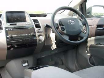 2005 Toyota Prius Photos