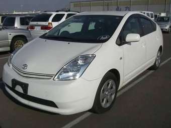 2005 Toyota Prius Pictures