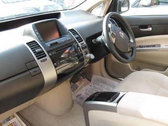 2005 Toyota Prius Pictures