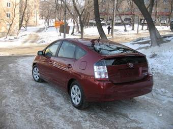 2005 Toyota Prius Wallpapers