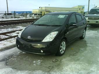 2005 Toyota Prius Pictures