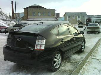 2005 Toyota Prius Photos