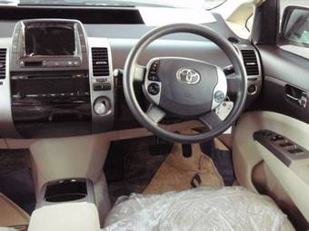 2005 Toyota Prius Photos