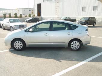 2005 Toyota Prius Pictures