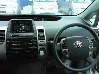 2005 Toyota Prius Photos