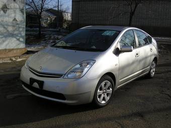 2005 Toyota Prius Pictures