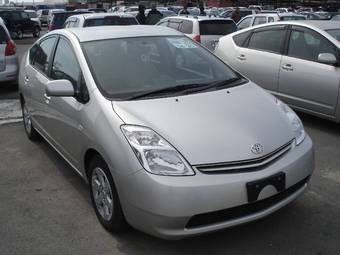 2005 Toyota Prius Photos