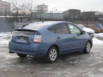 2005 Toyota Prius Pictures